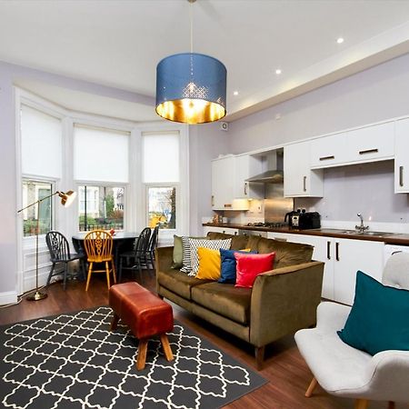 Lovely Abode In Newcastle - Sleeps 4 - Ground Floor Exterior photo
