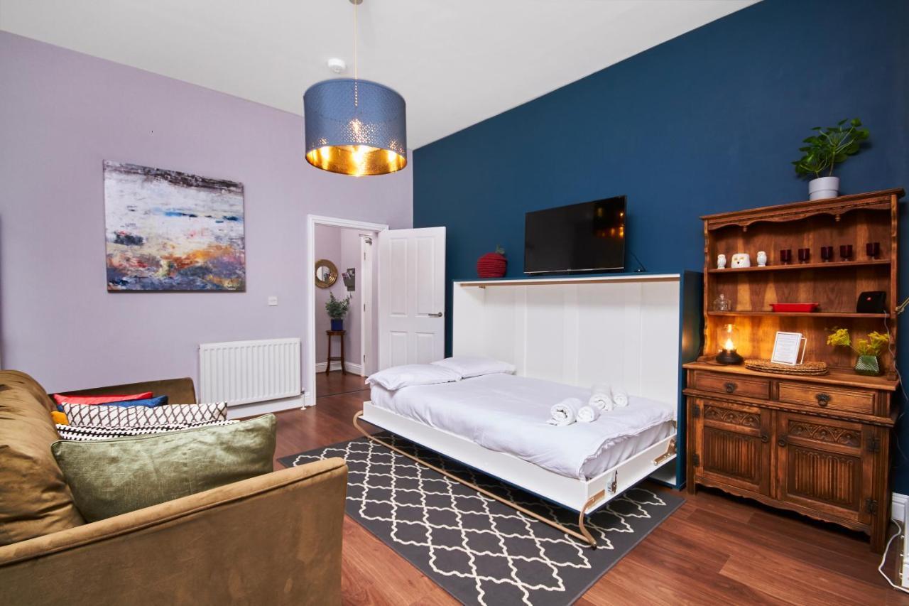 Lovely Abode In Newcastle - Sleeps 4 - Ground Floor Exterior photo