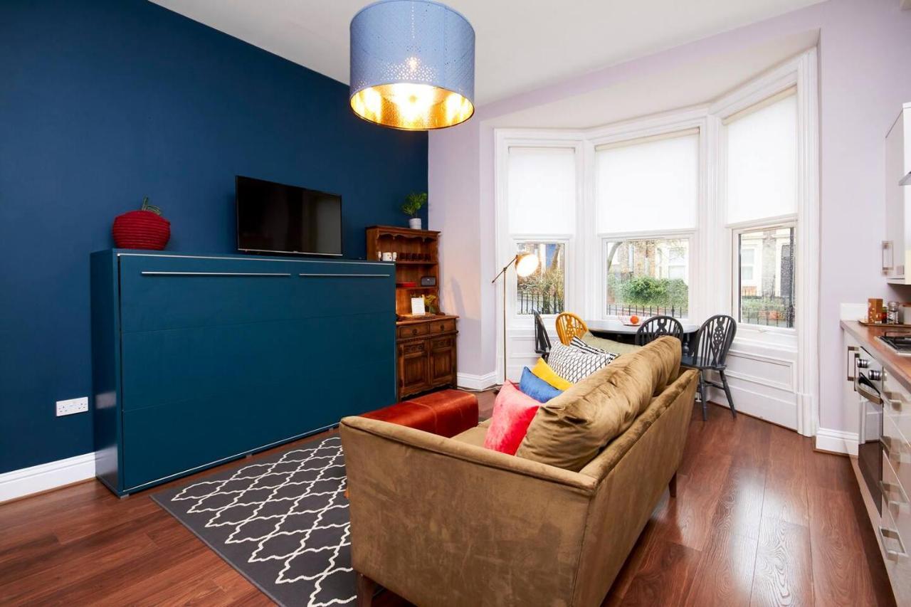 Lovely Abode In Newcastle - Sleeps 4 - Ground Floor Exterior photo